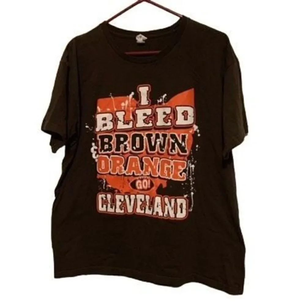 Cleveland Browns I Bleed Brown And Orange Size XL T-Shirt